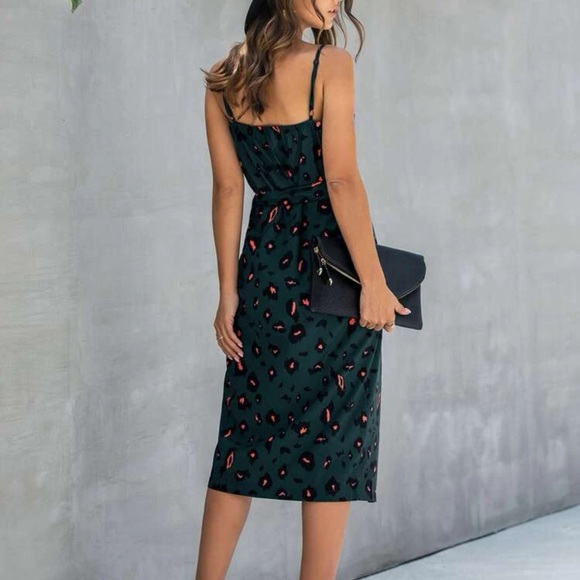 Green Tie Waist Dress - Picture 3 of 3